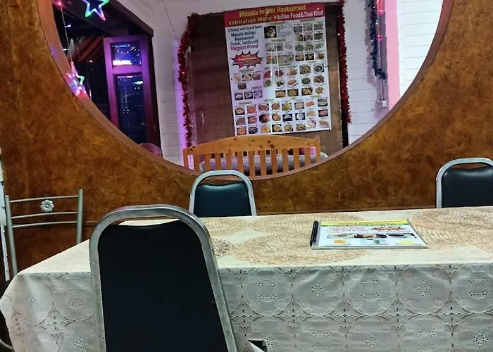 Masala Indian Food And 호스텔